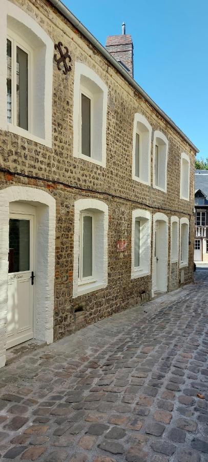 Appartement Le Phare Au Pied Du Port Saint-Valery-en-Caux Exteriör bild