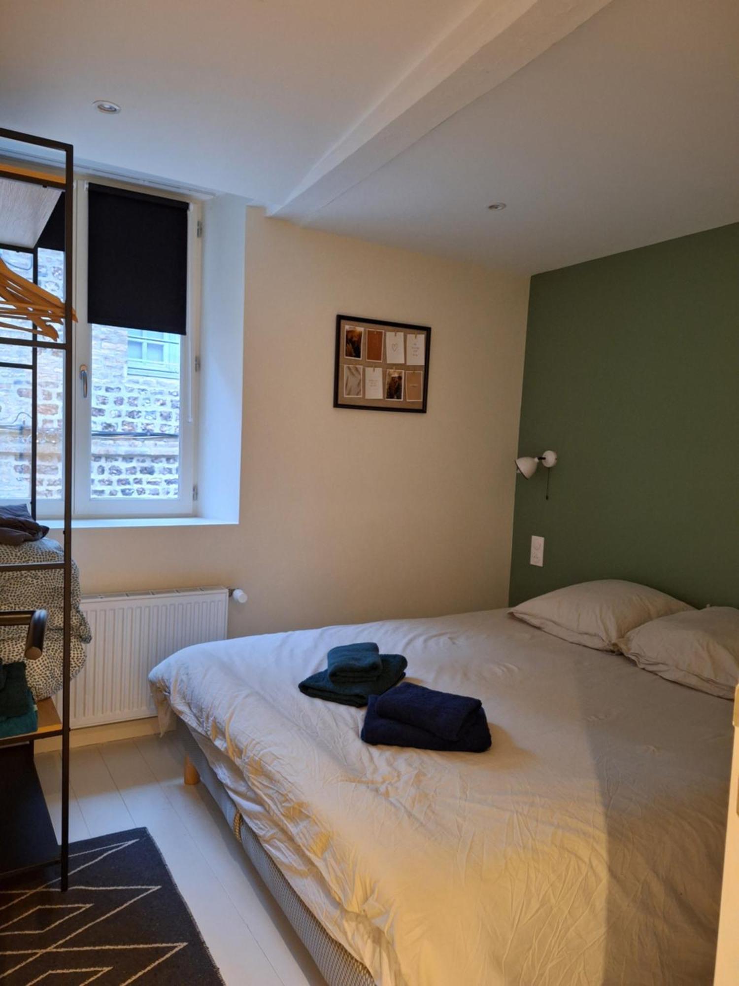 Appartement Le Phare Au Pied Du Port Saint-Valery-en-Caux Exteriör bild